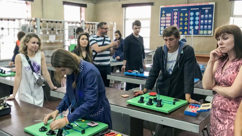 Utbildning till elektriker i Ukraina - praktisk undervisning